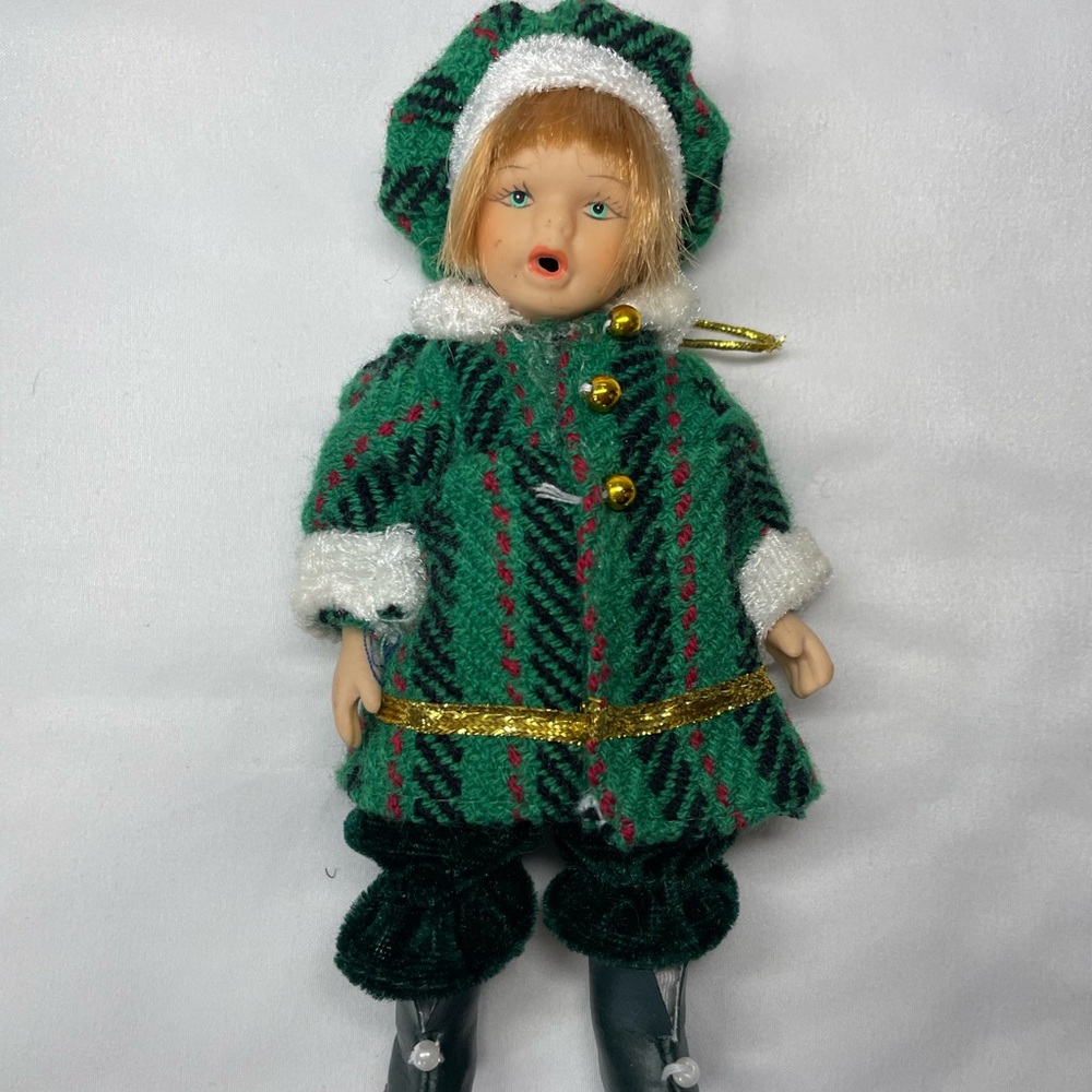 Vintage Barbara Lee Porcelain Dolls Sweet Petite Collection Christmas Ornaments - Picture 2 of 9